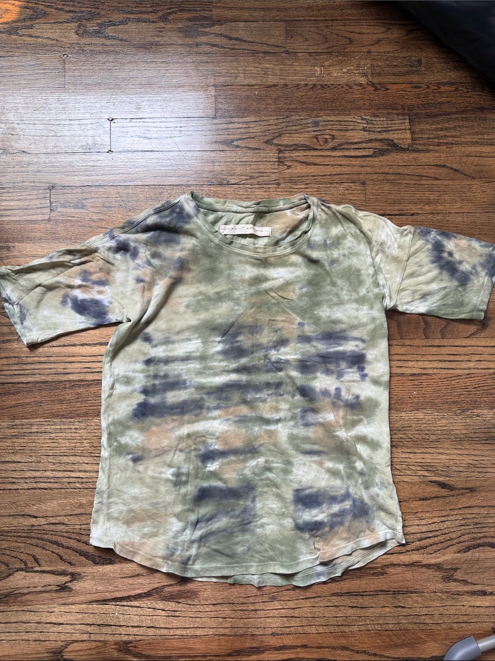Raquel Allegra Olive Green Tie-Dye Short Sleeve Tee